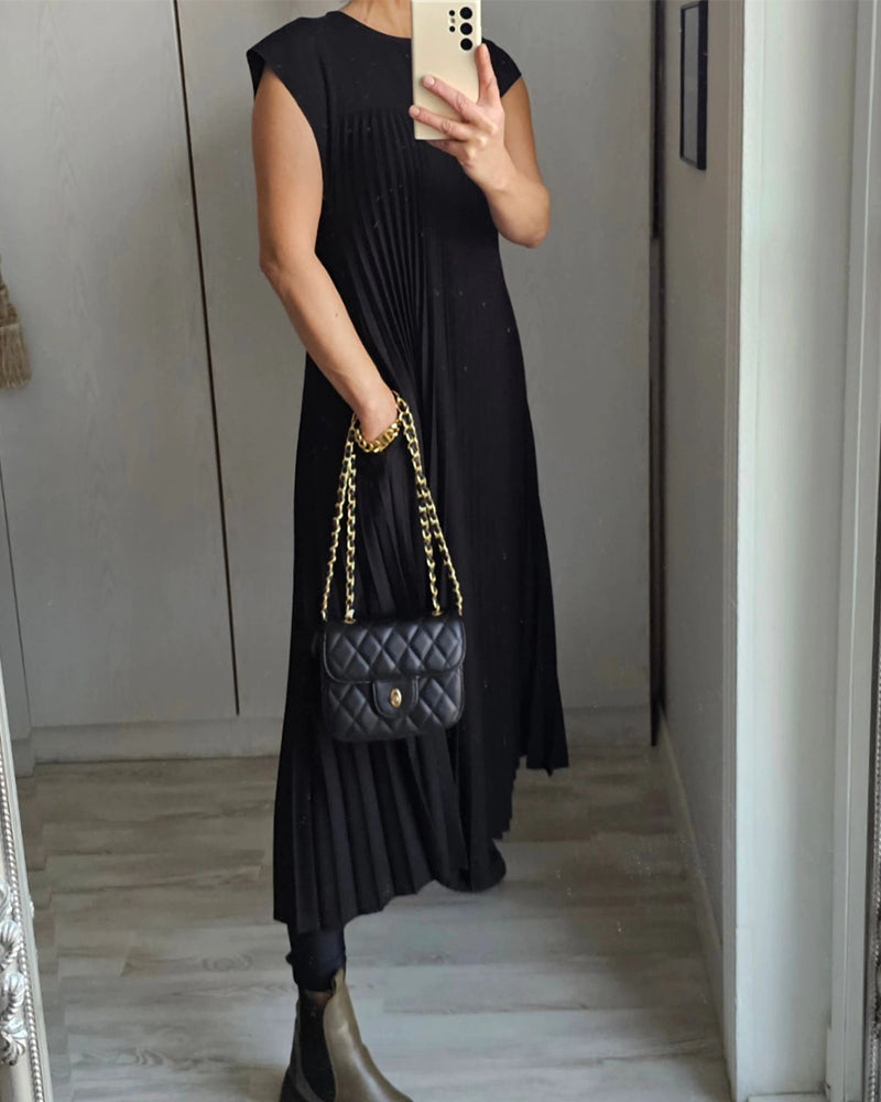 Gwen - Pleated Maxi Dress